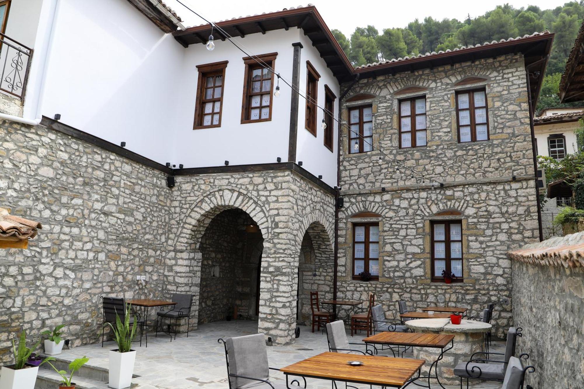 Koroni Boutique Hotel Berat Exterior foto